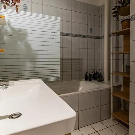 Junglappart T3 Familial Proche Gare & Centre I Garage Inclus Par Cn Loc Apartman